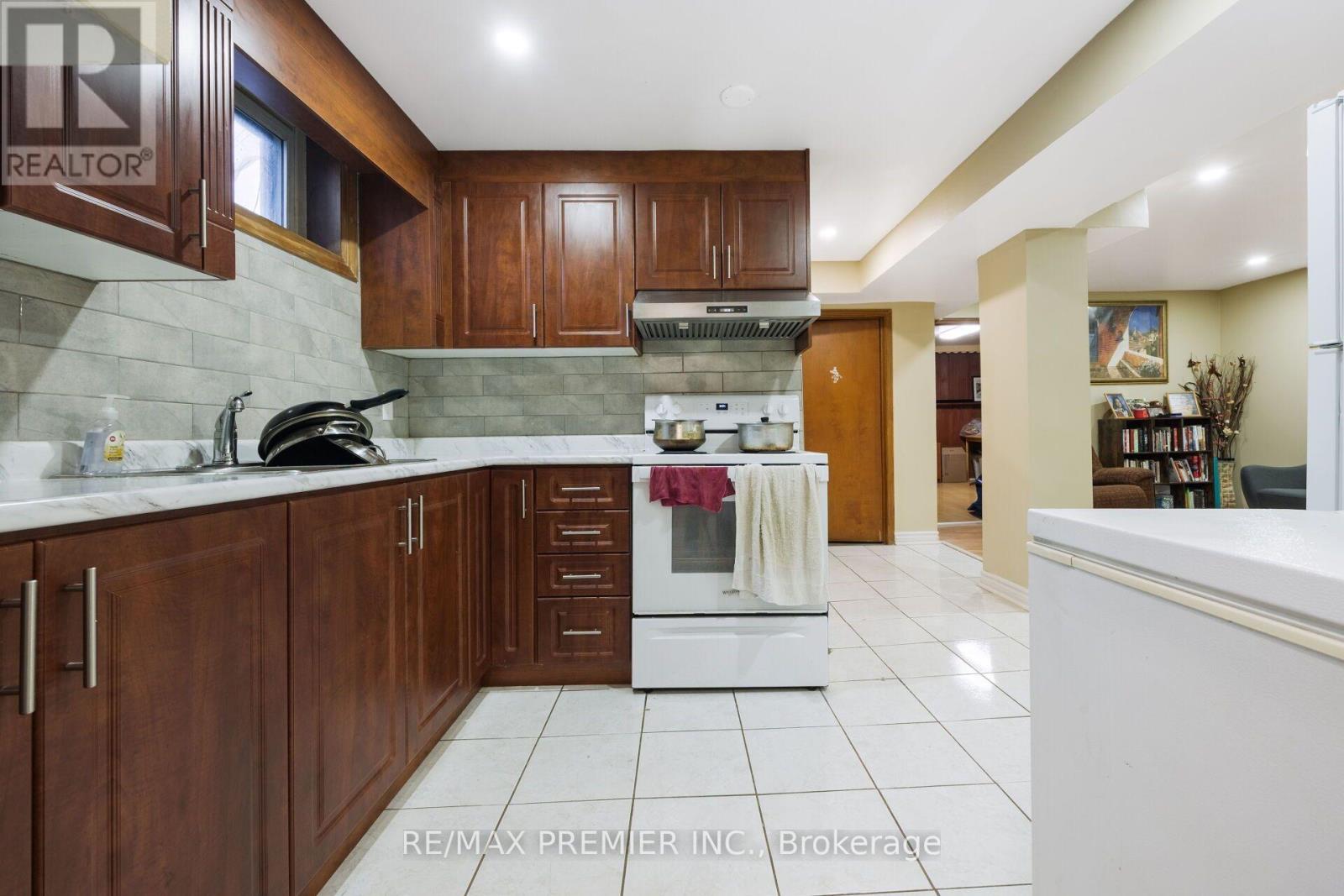 35 BARKWIN DRIVE - 36