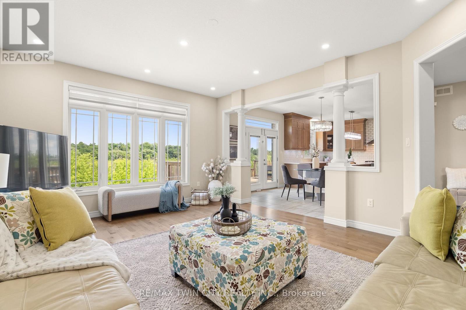 369 RIVERTRAIL AVENUE - Image 18