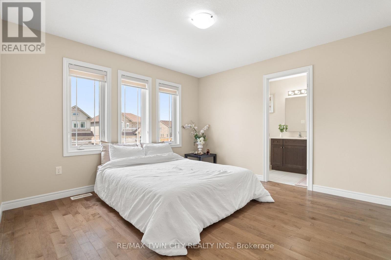369 RIVERTRAIL AVENUE - Image 31