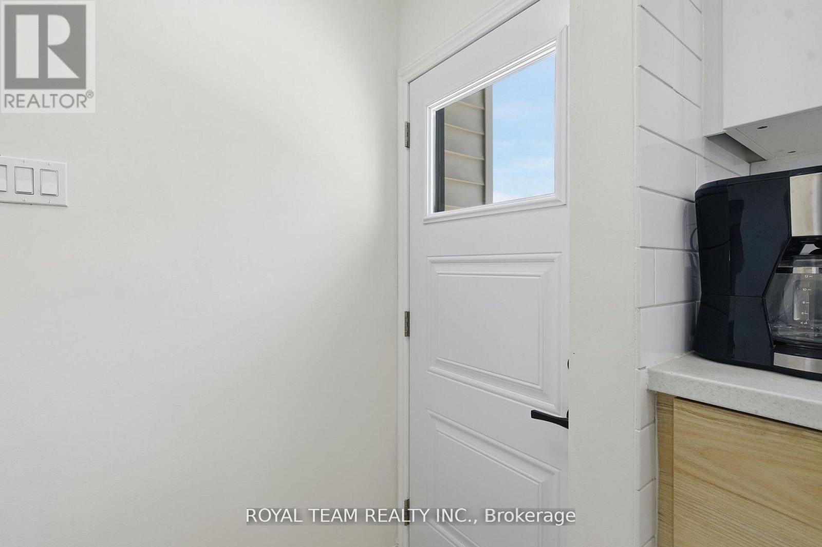 653 STEEPLECHASE DRIVE - Image 25