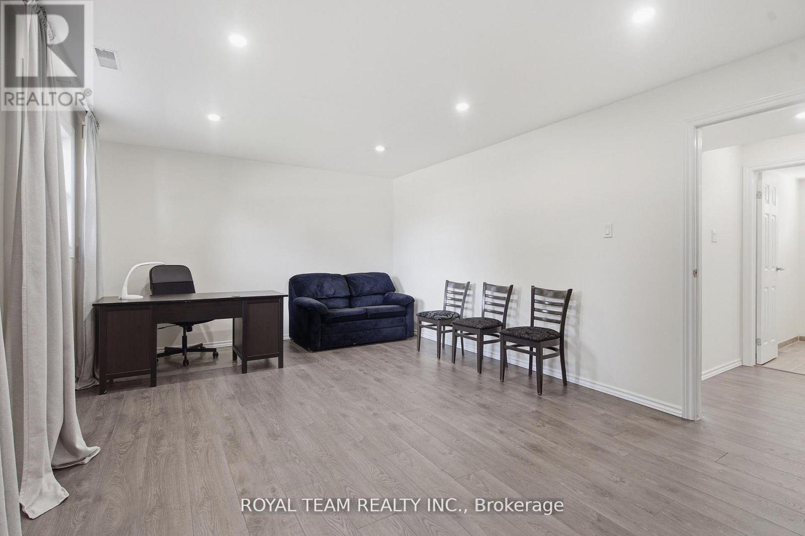 653 STEEPLECHASE DRIVE - Image 27