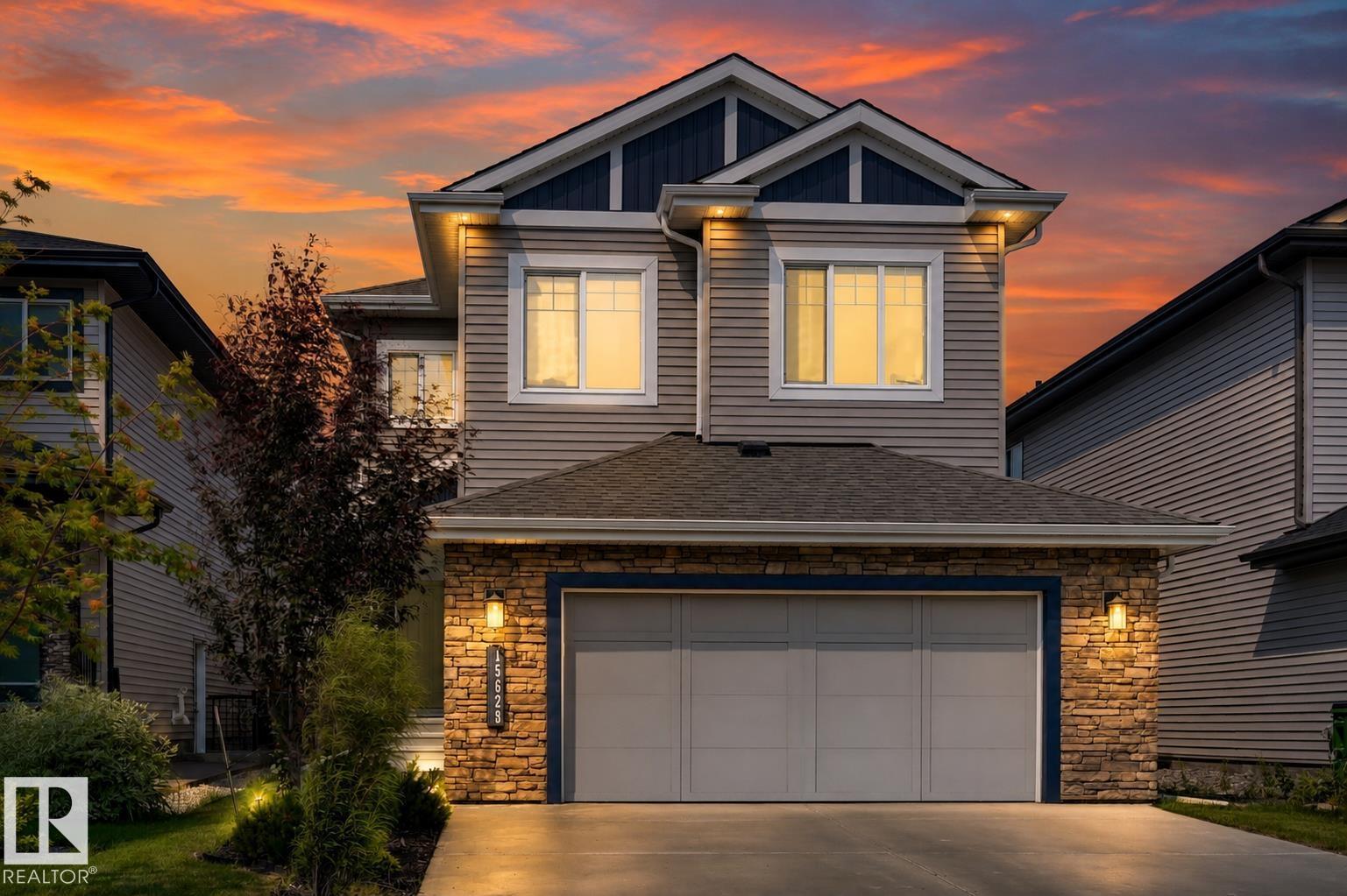 15628 15 AV SW - 1