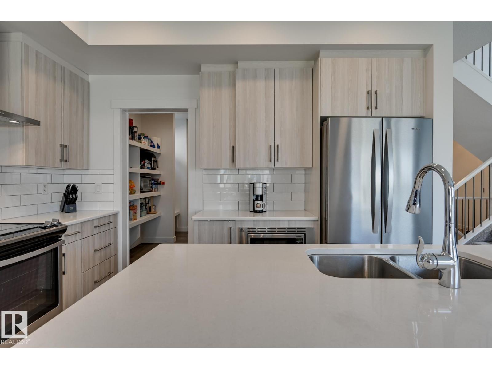 15628 15 AV SW - 10