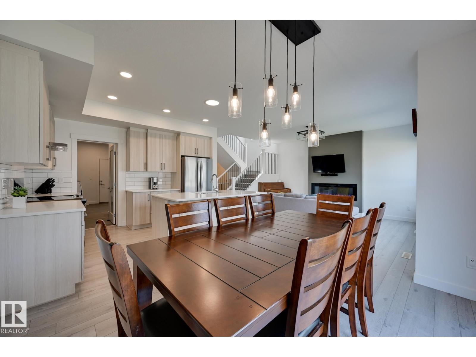 15628 15 AV SW - 13