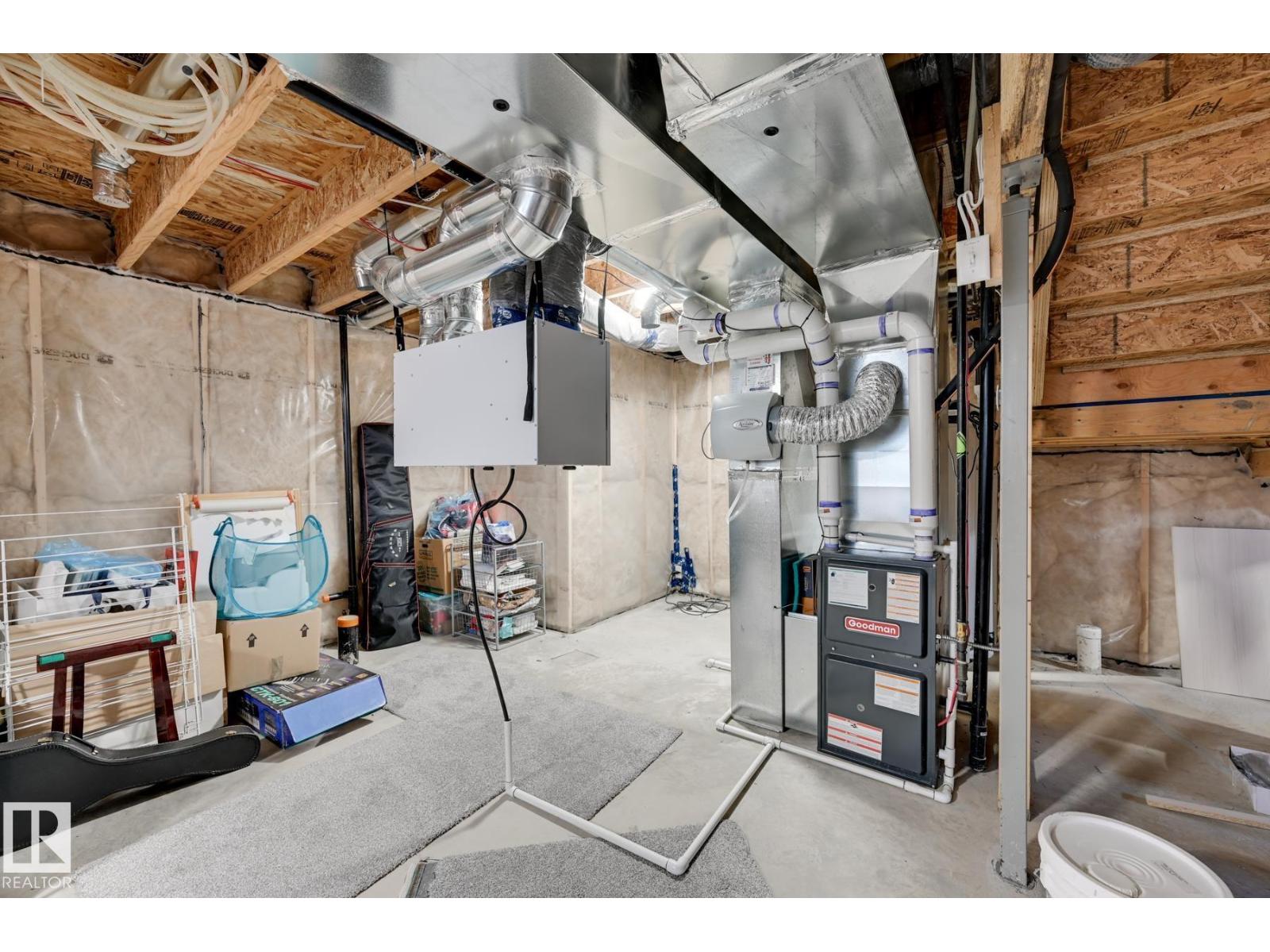 15628 15 AV SW - 36