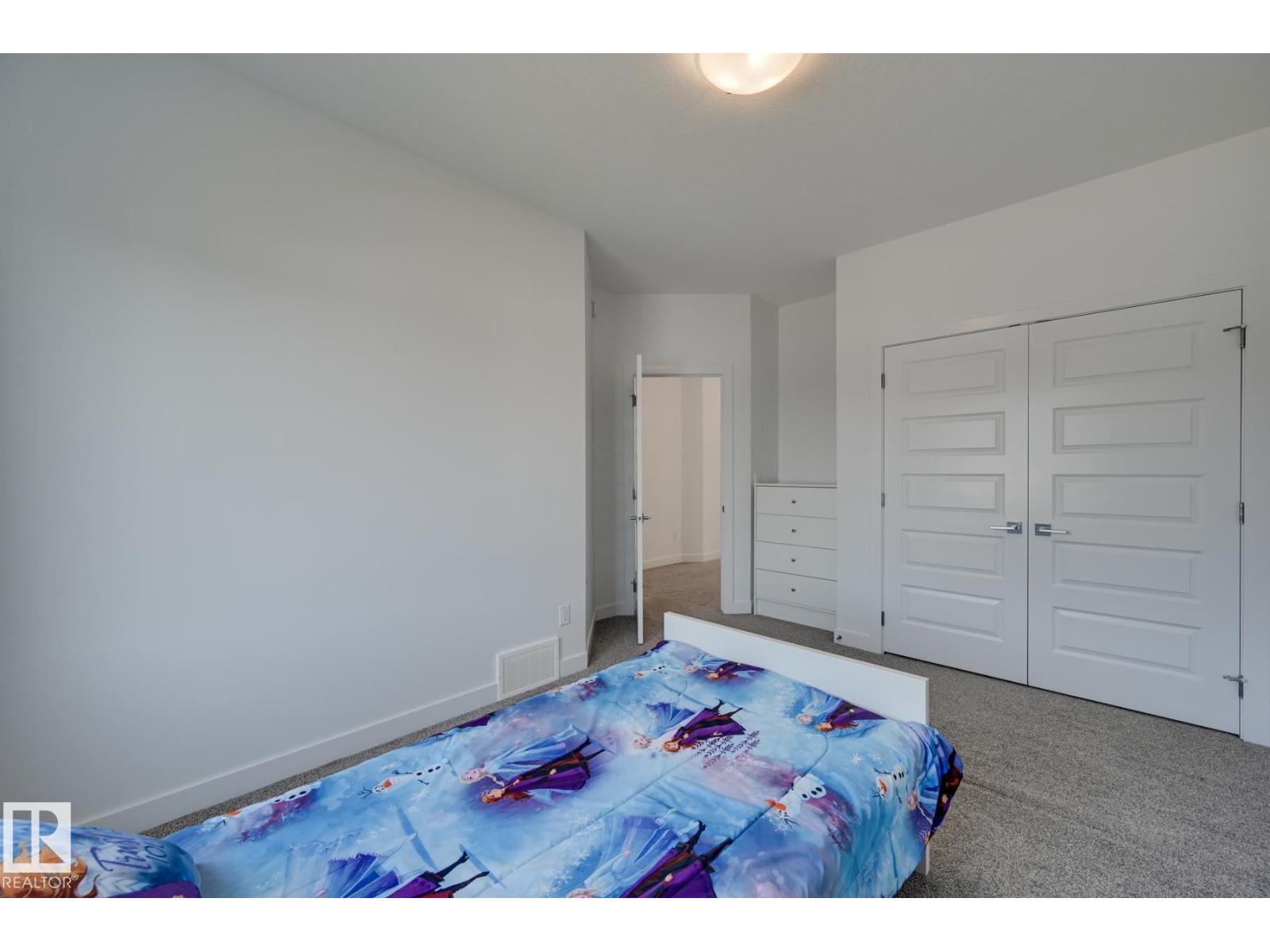 15628 15 AV SW - 29