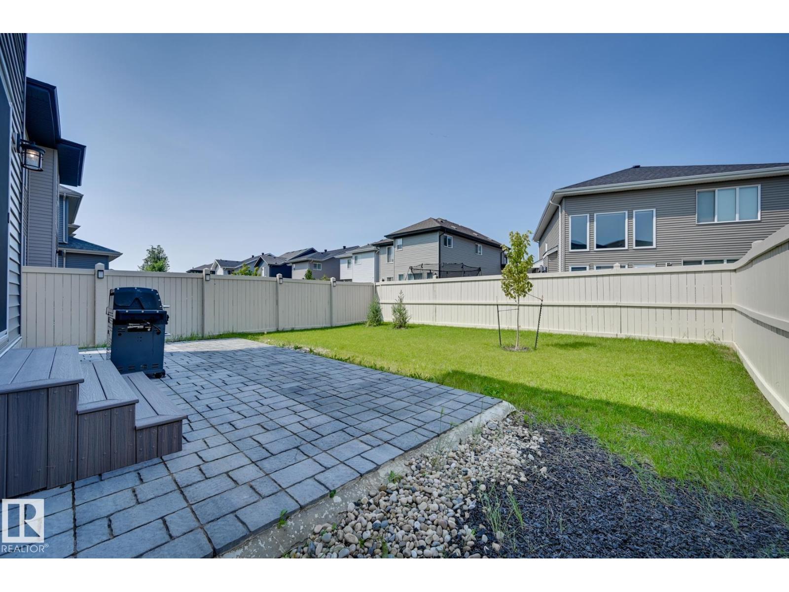 15628 15 AV SW - 37