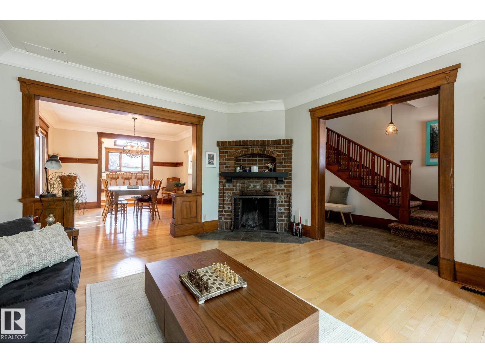 10024 147 ST NW - 10