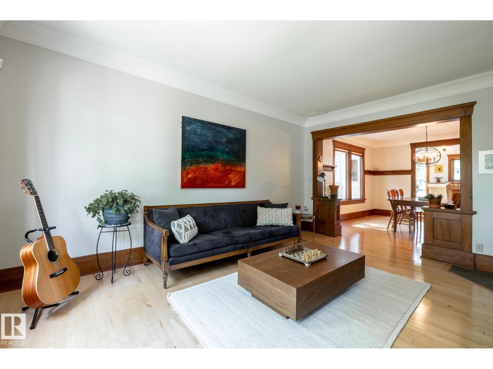 10024 147 ST NW - 1