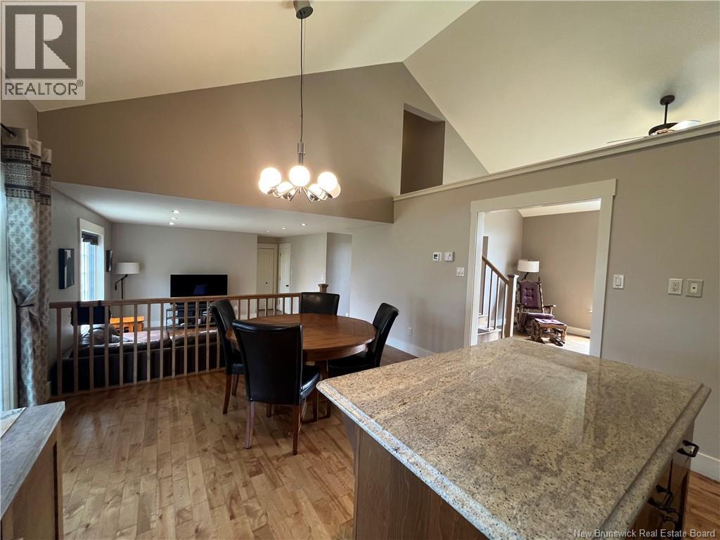 123 Mayfield - Image 14