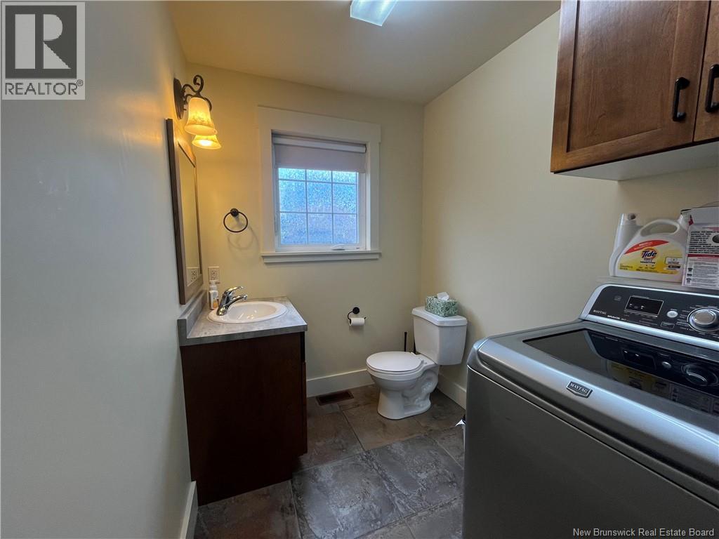 123 Mayfield - Image 35