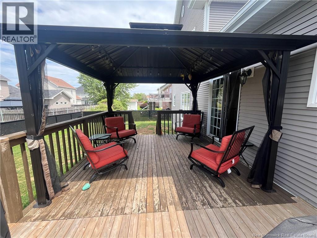 123 Mayfield - Image 43