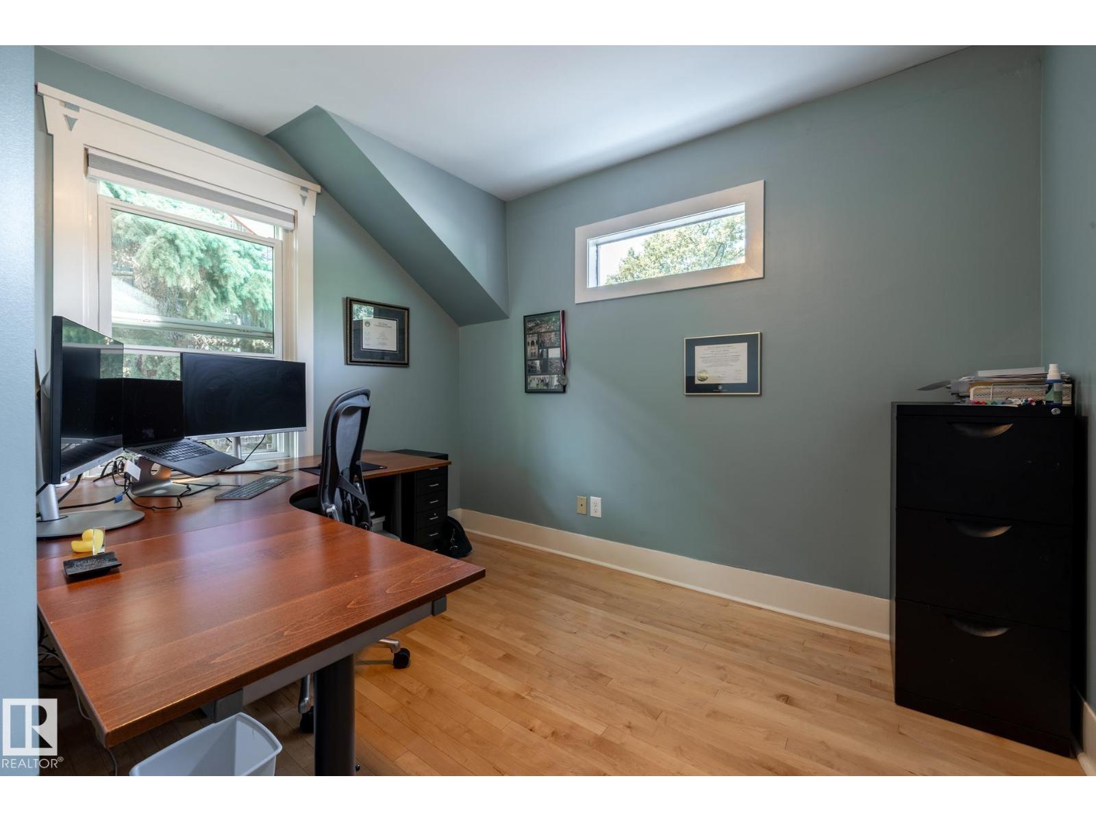 10024 147 ST NW - 53