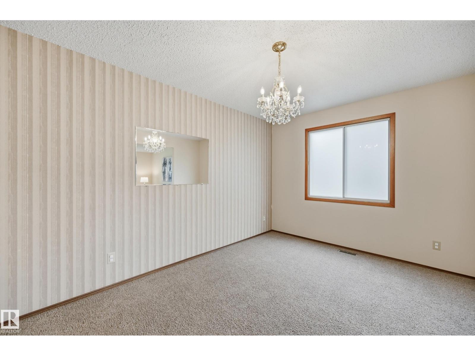 15733 106 ST NW - 20