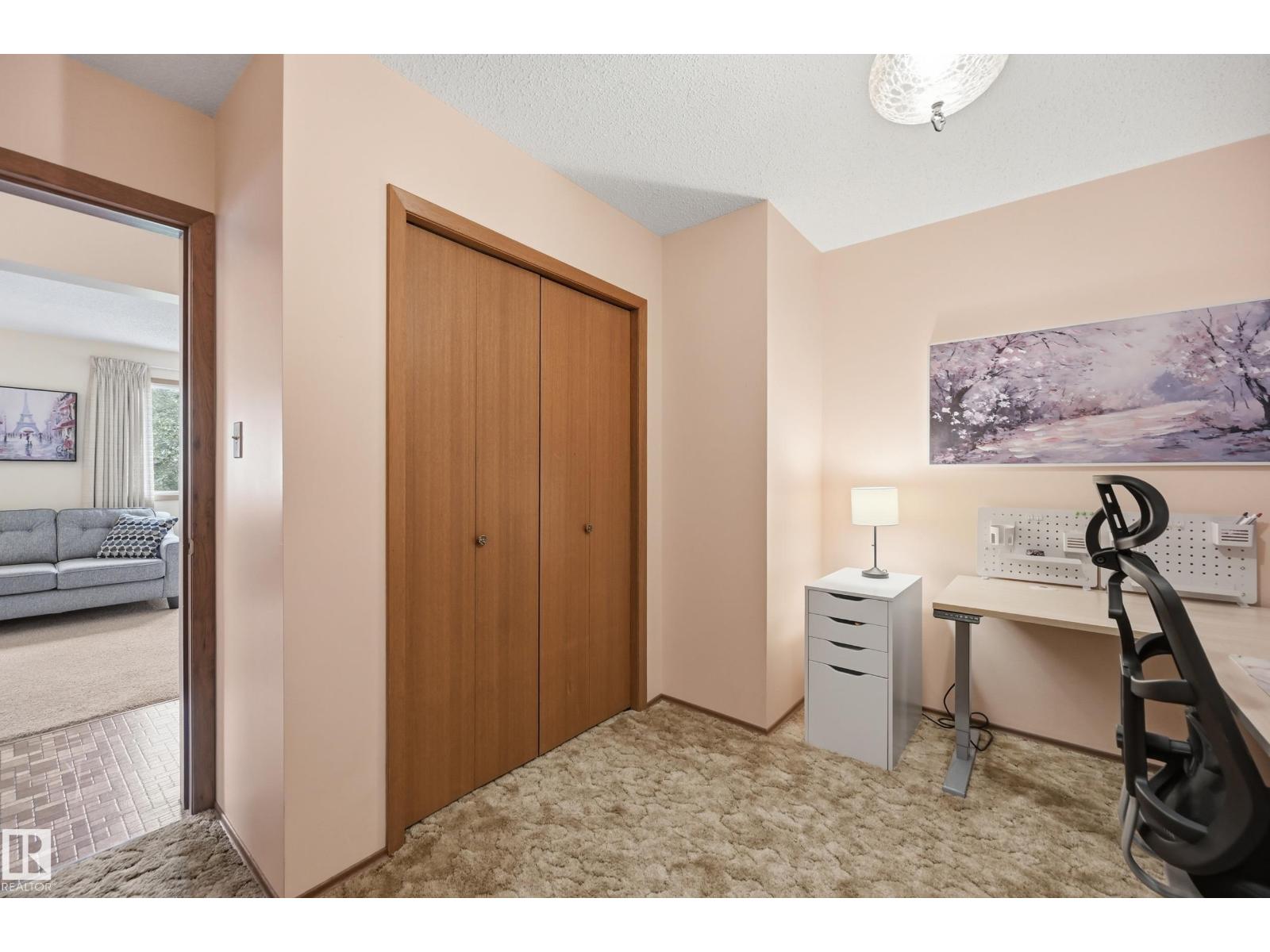15733 106 ST NW - 31