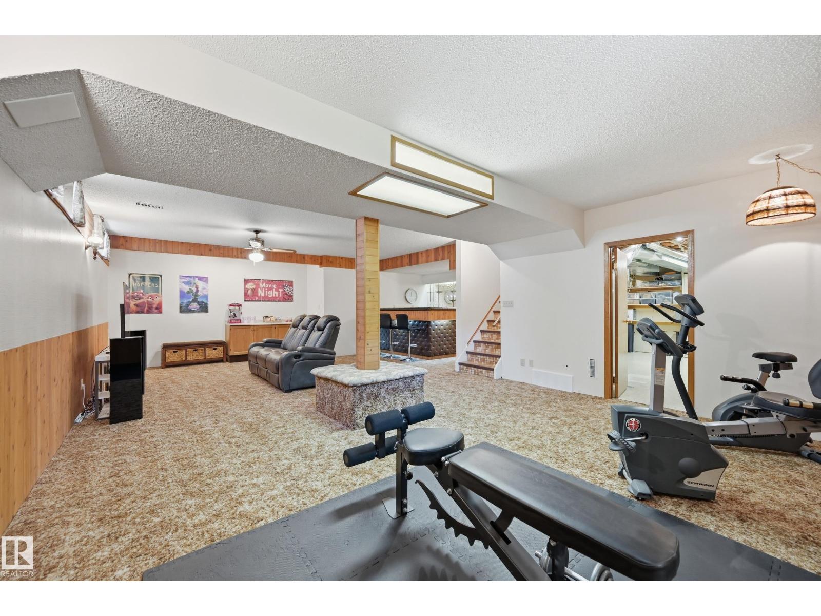 15733 106 ST NW - 46