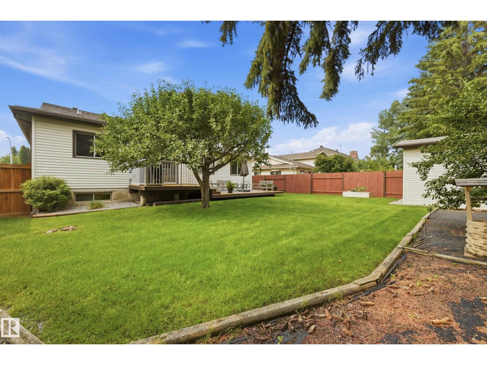 15733 106 ST NW - 53