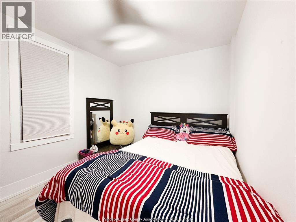 421 HALL - 17