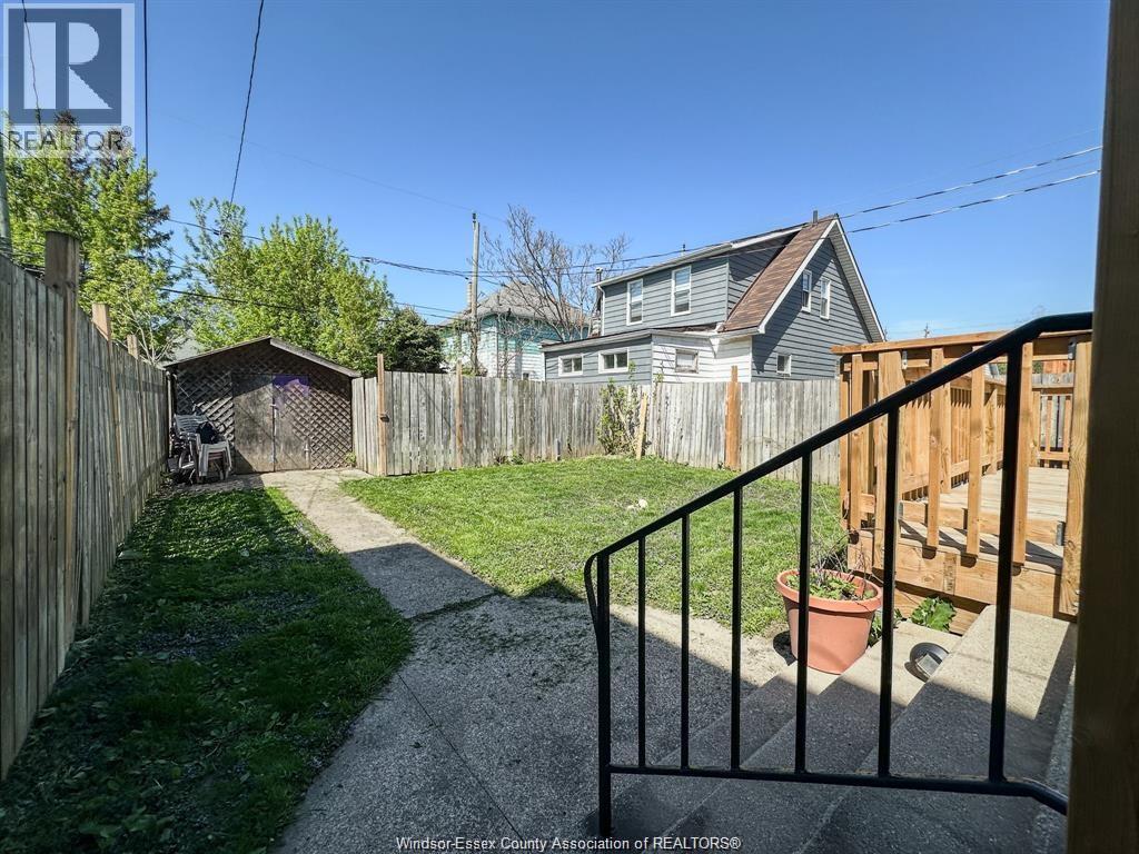 421 HALL - Image 24