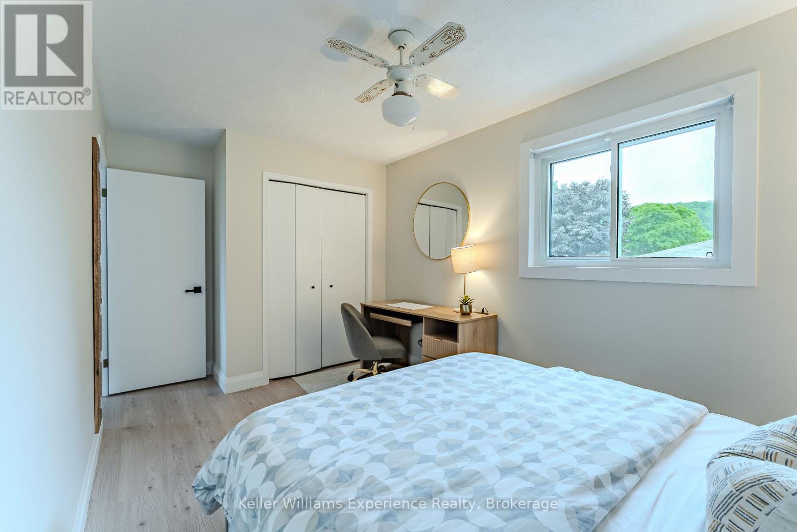 300 4TH AVENUE W - Image 26