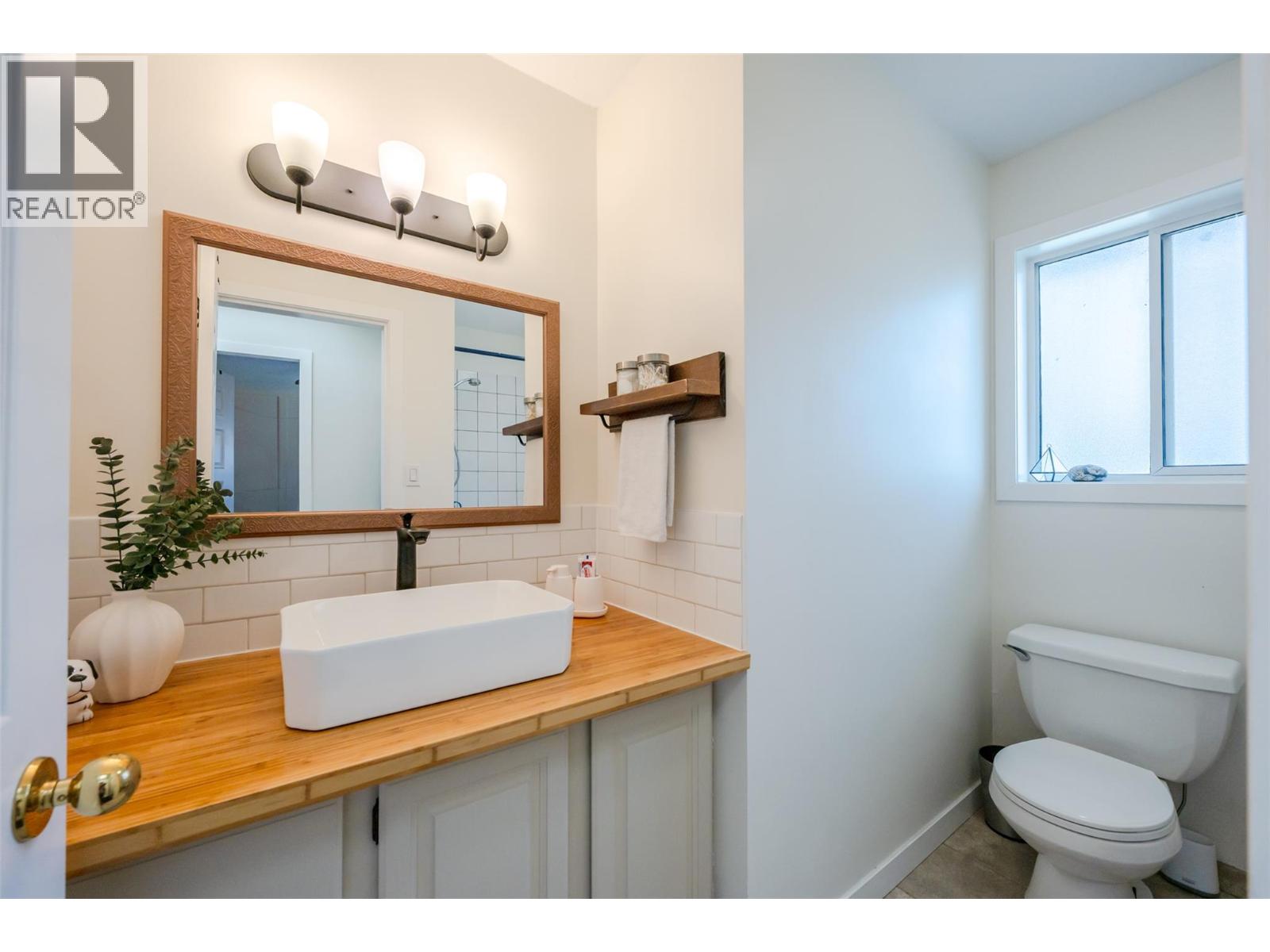 601 Valiant Drive, Penticton