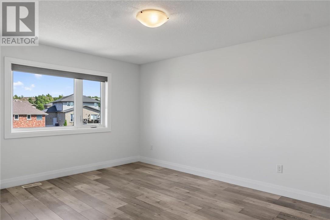 21 Vega Court - 46