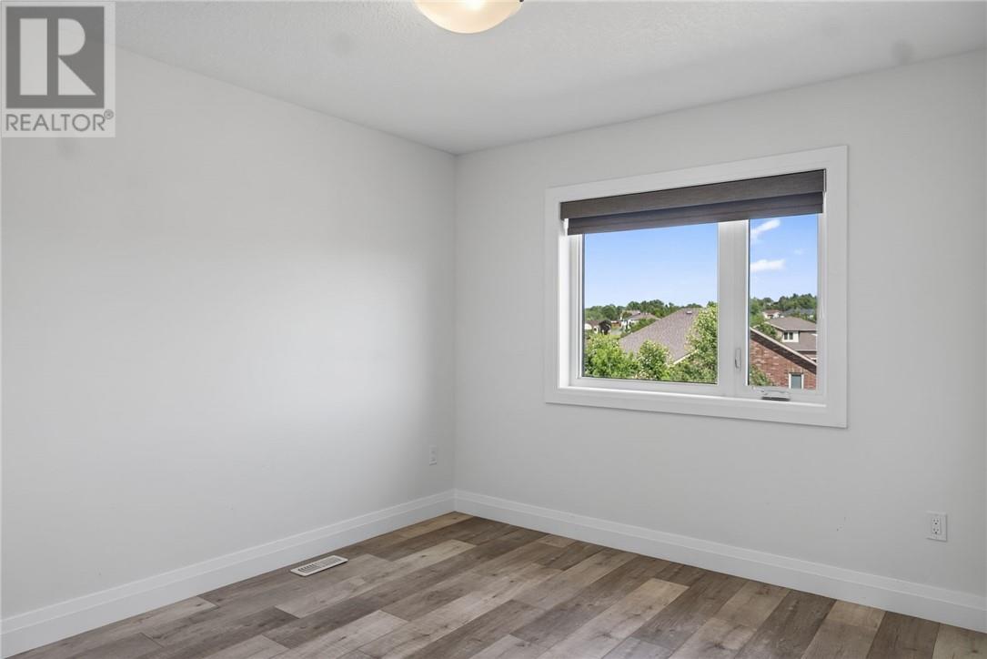 21 Vega Court - 55