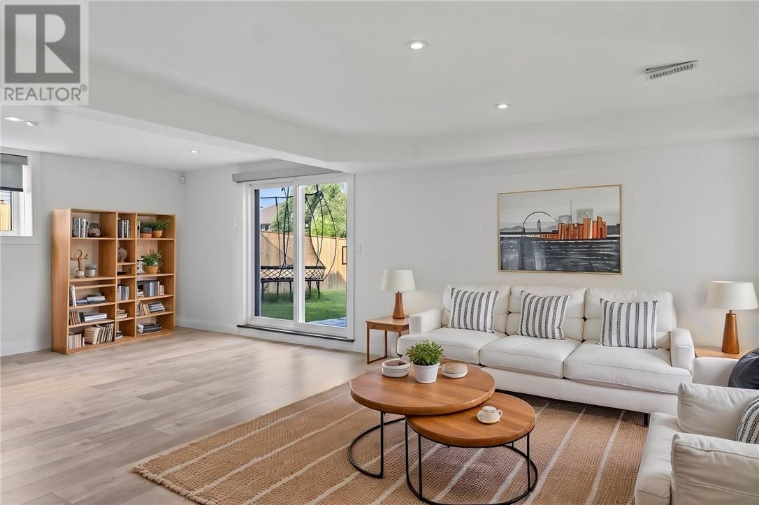 21 Vega Court - 73