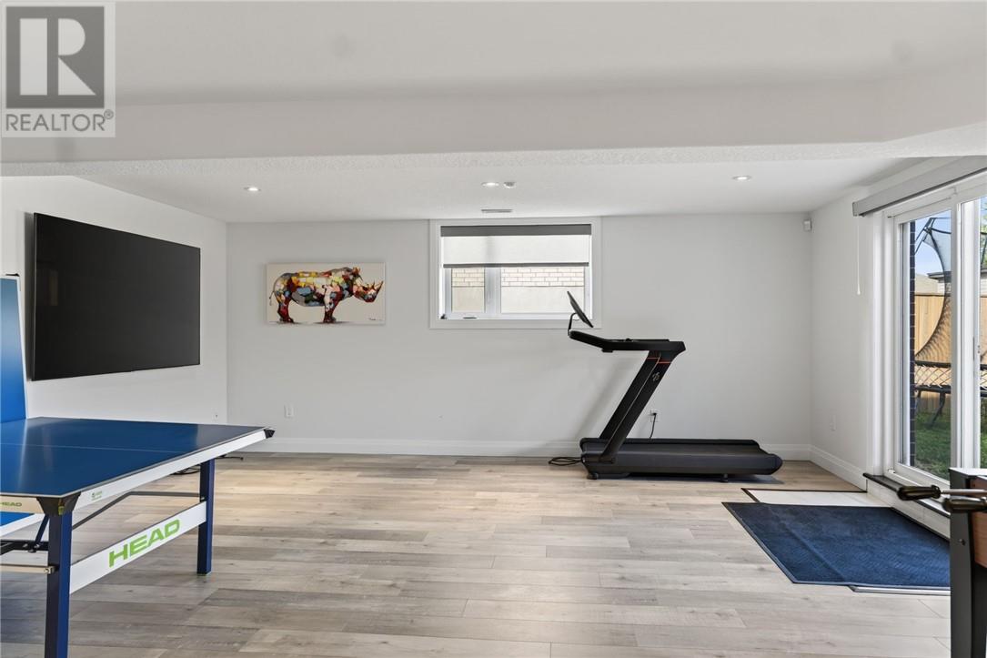 21 Vega Court - 78