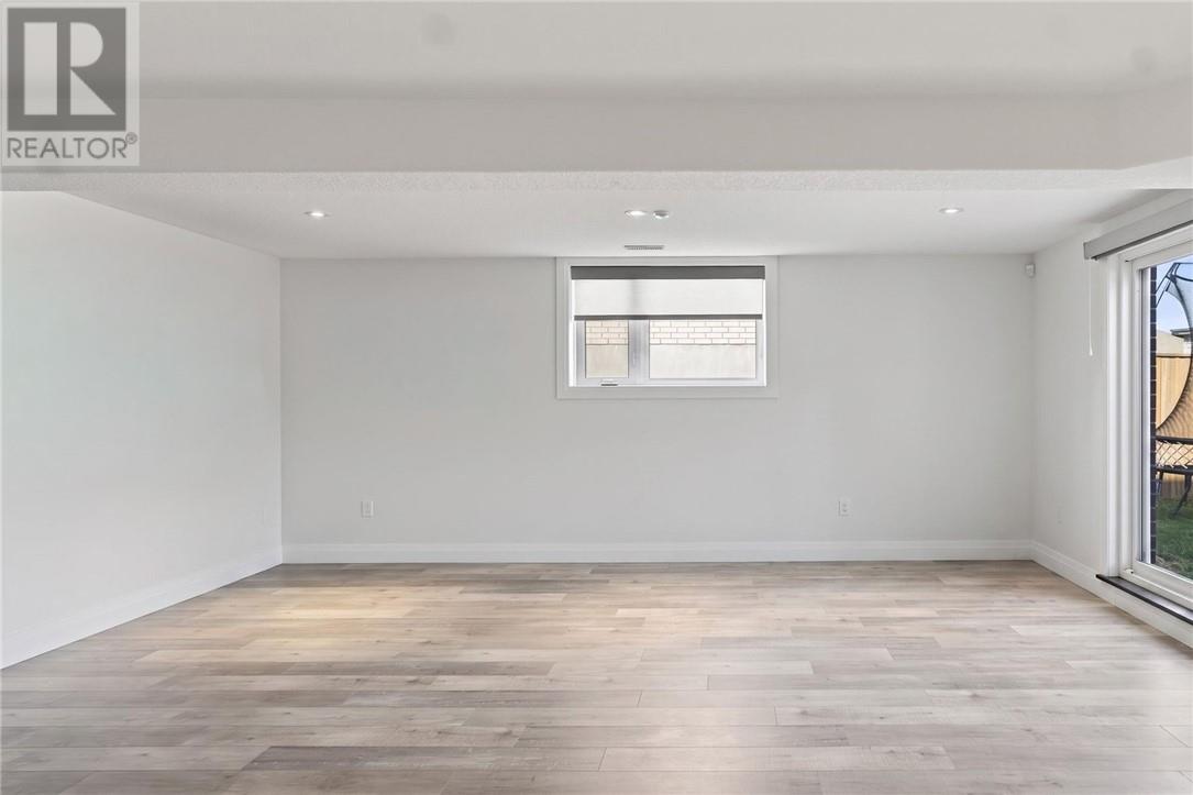 21 Vega Court - 79