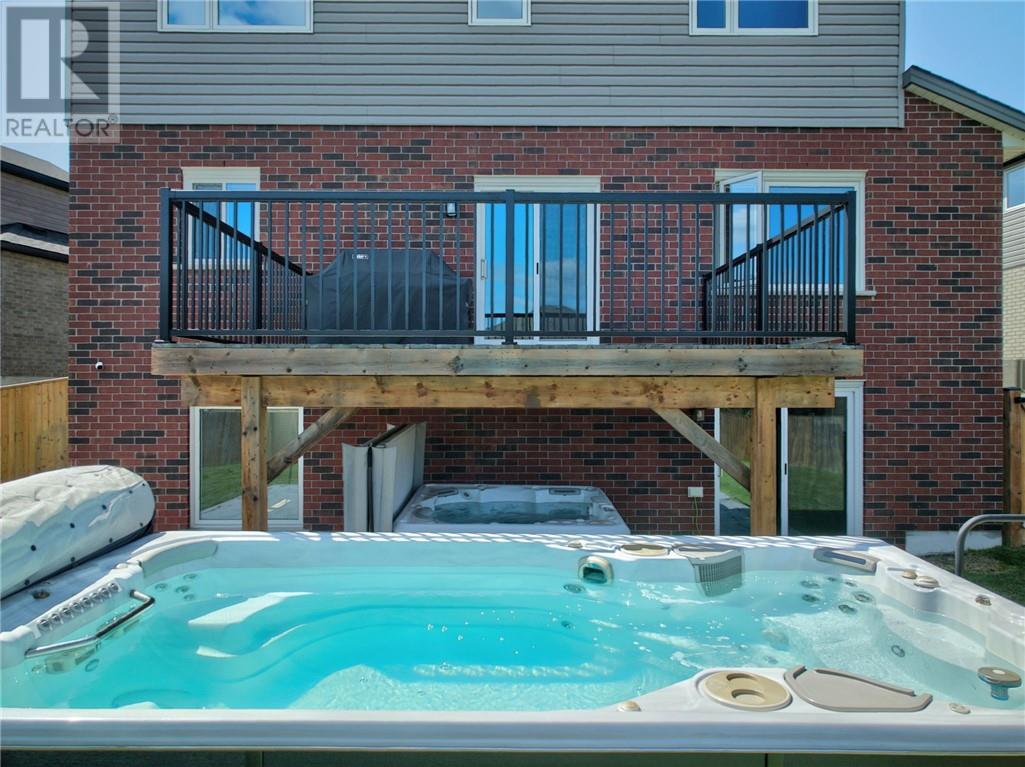 21 Vega Court - 82