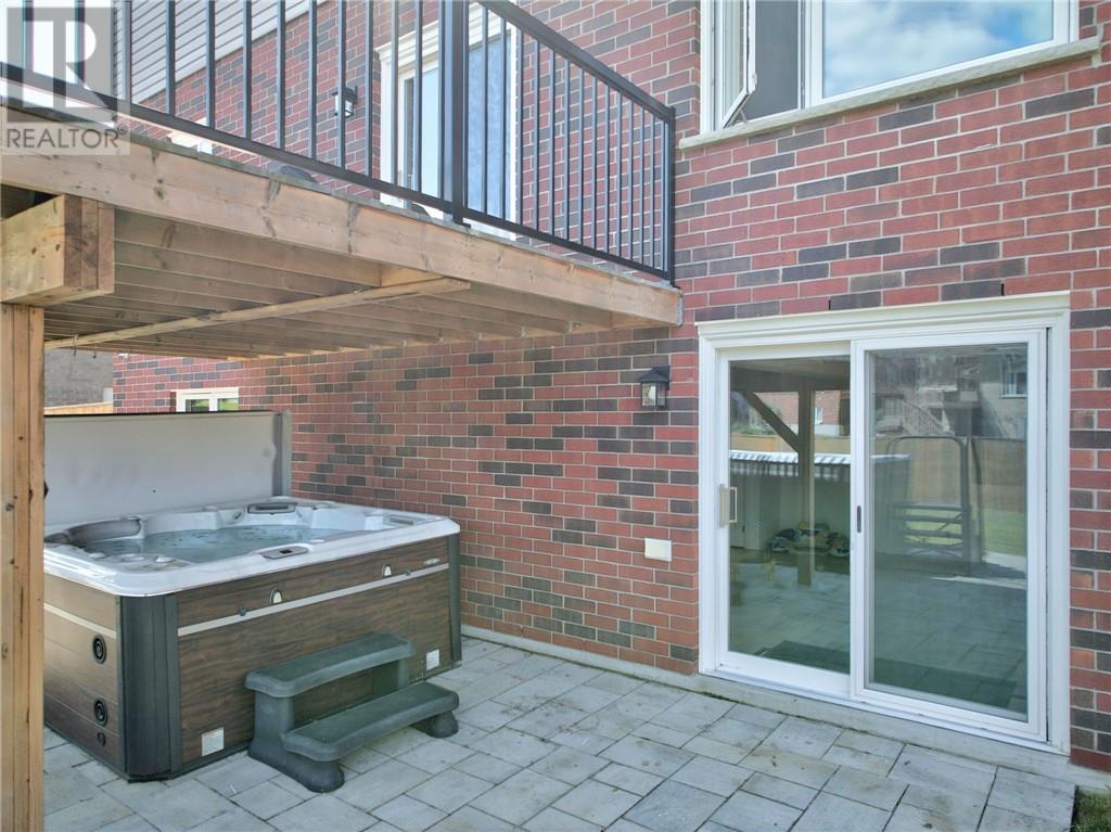 21 Vega Court - 84