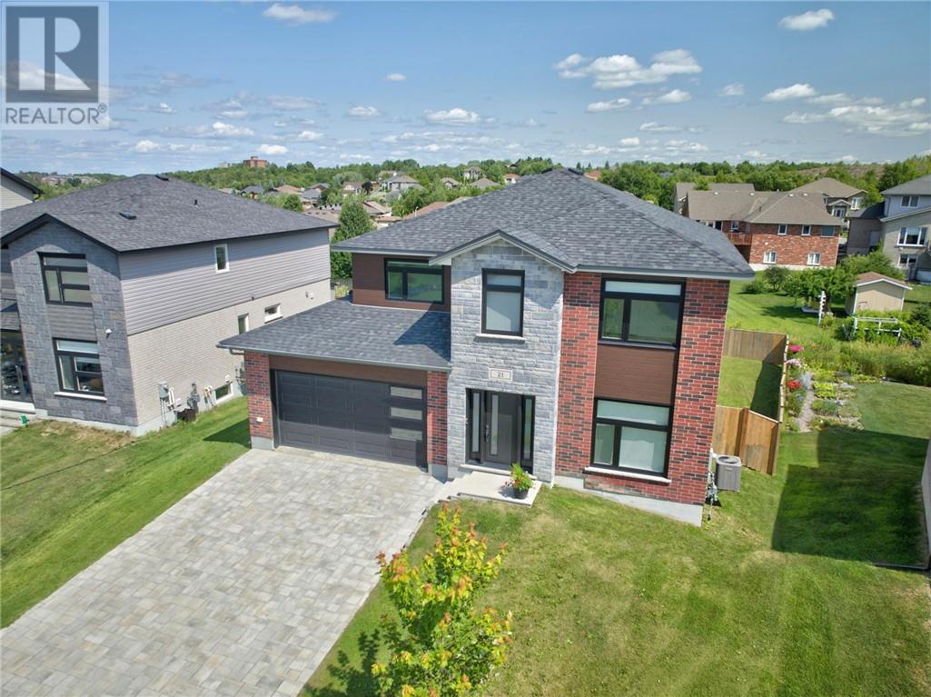 21 Vega Court - 98