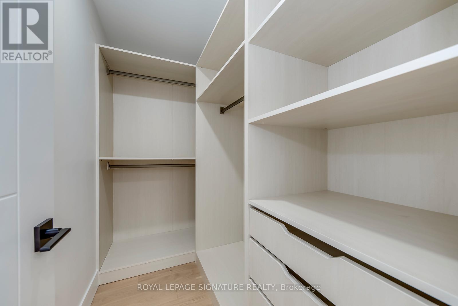 850 COSBURN AVENUE - Image 28