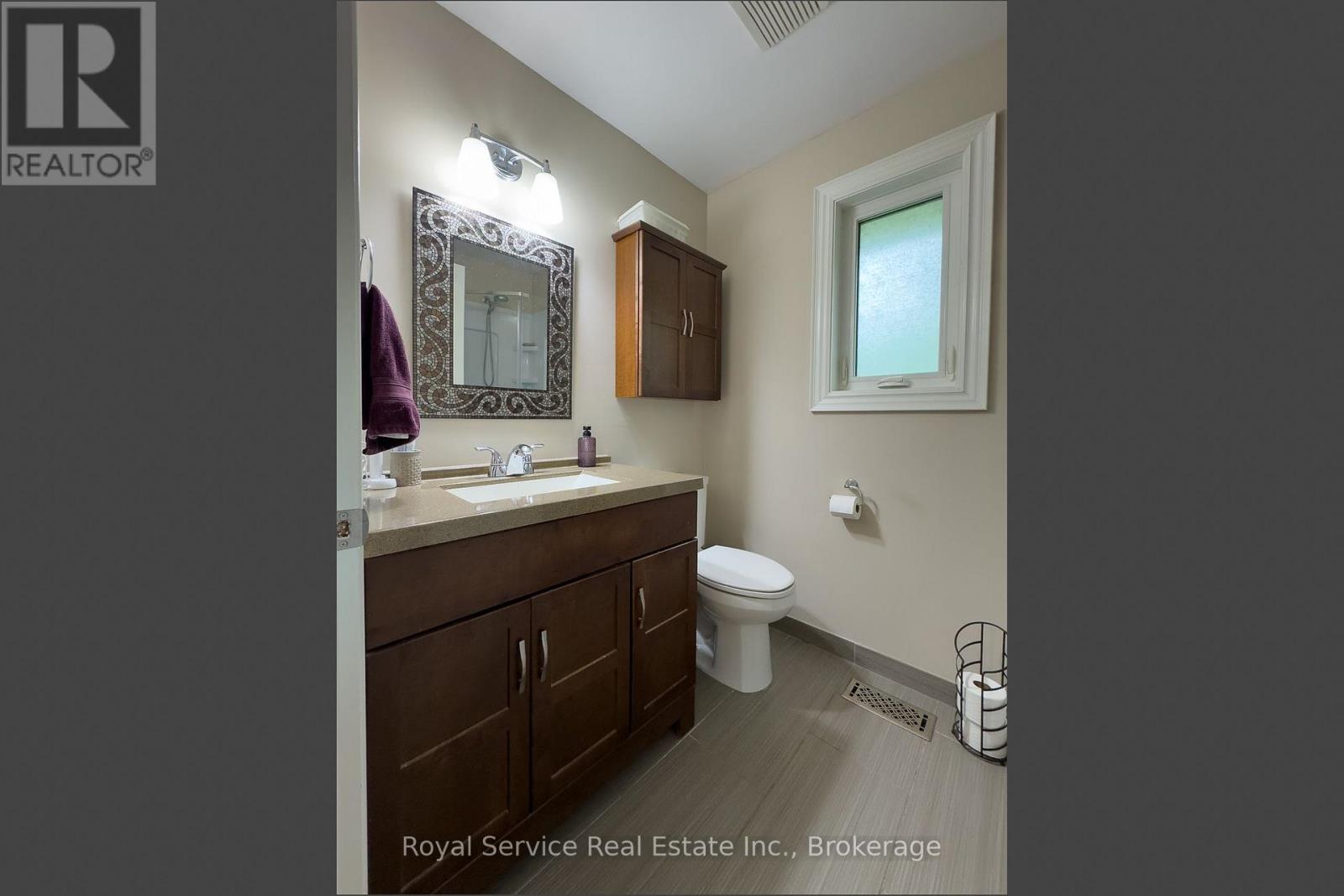 5171 WHITE ROAD N - 24