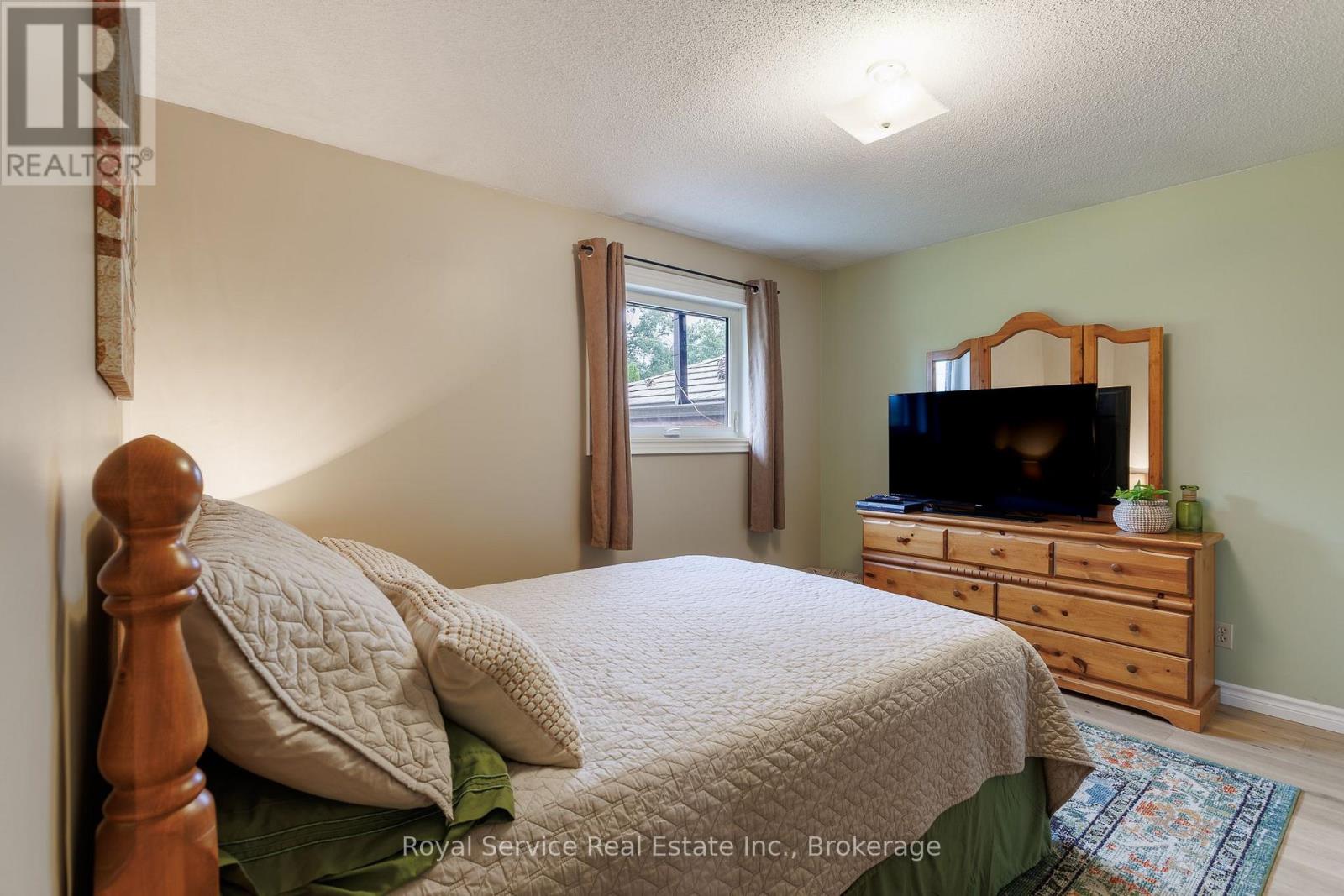 5171 WHITE ROAD N - 28