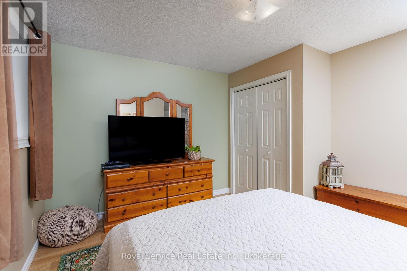 5171 WHITE ROAD N - 29