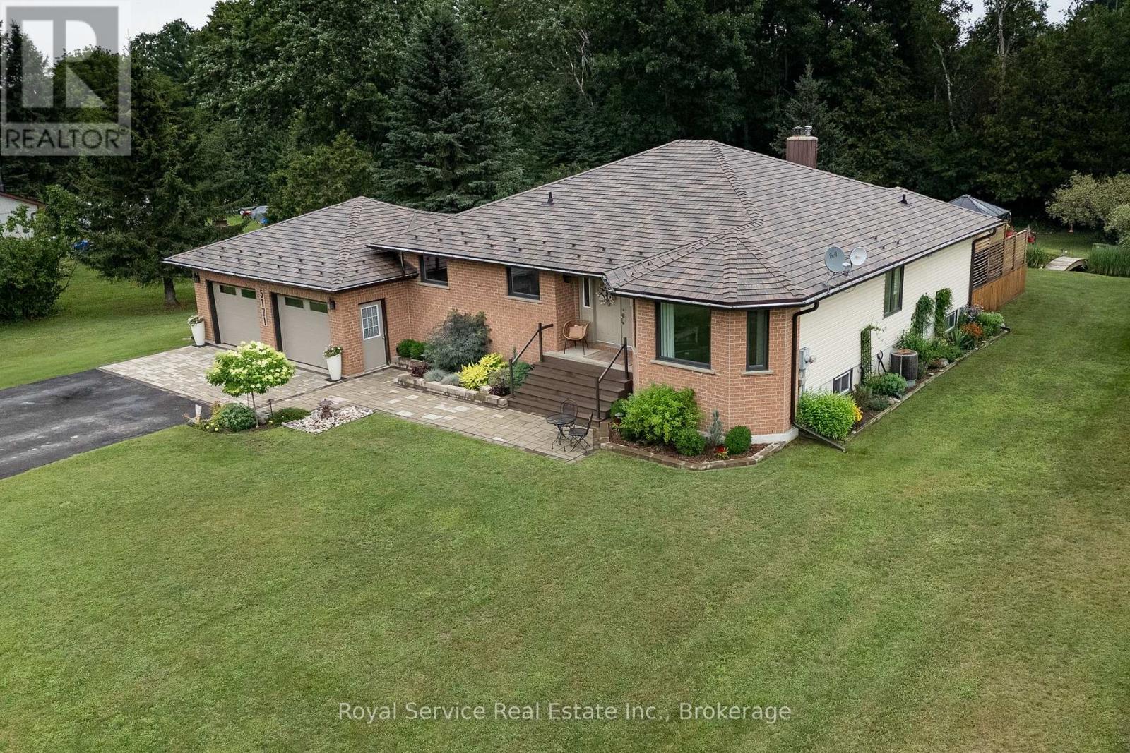 5171 WHITE ROAD N - 45
