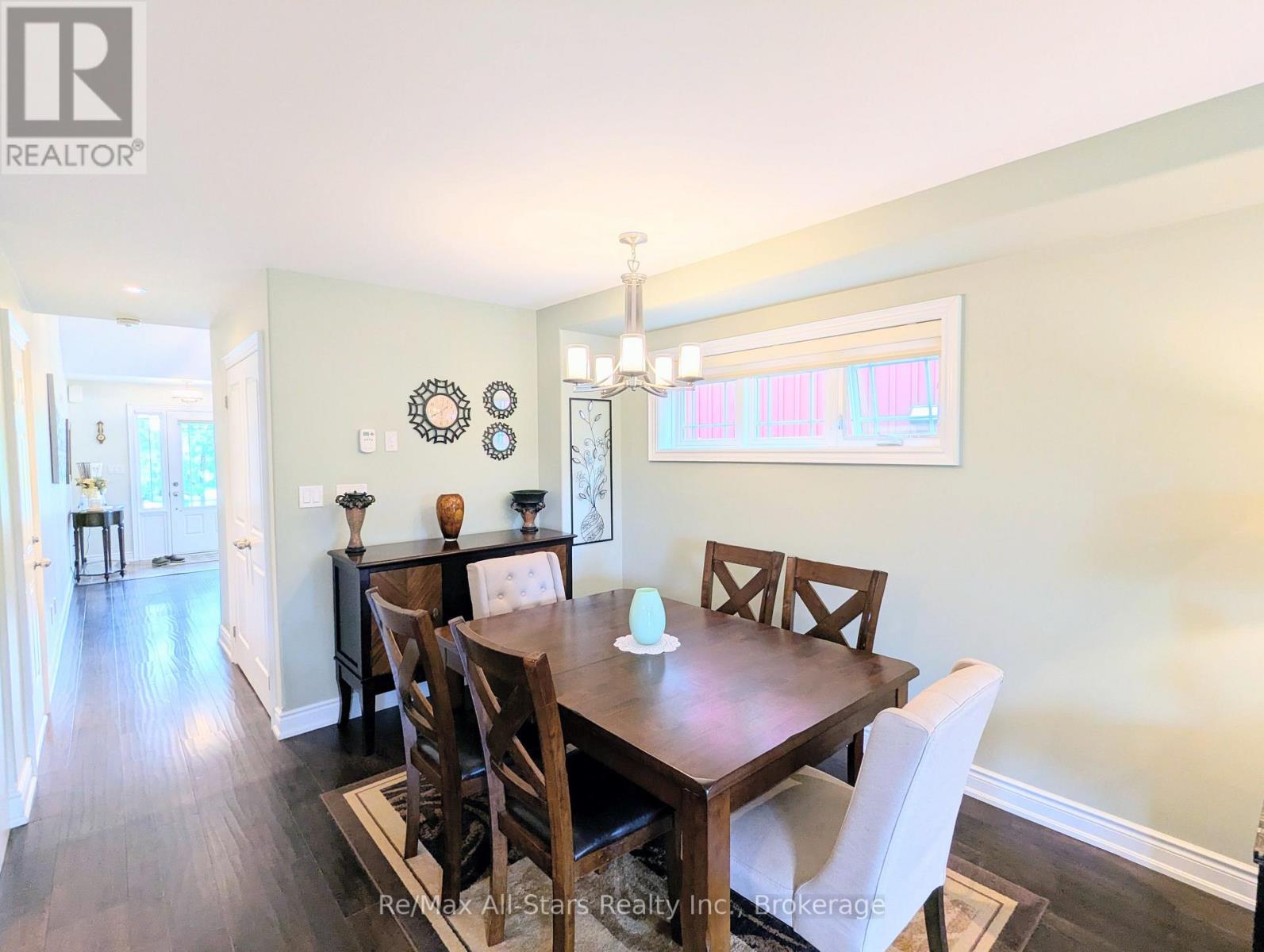 553 GRANGE WAY - 12