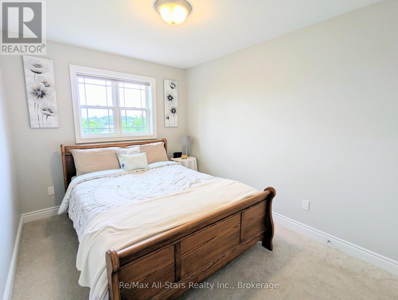 553 GRANGE WAY - 25