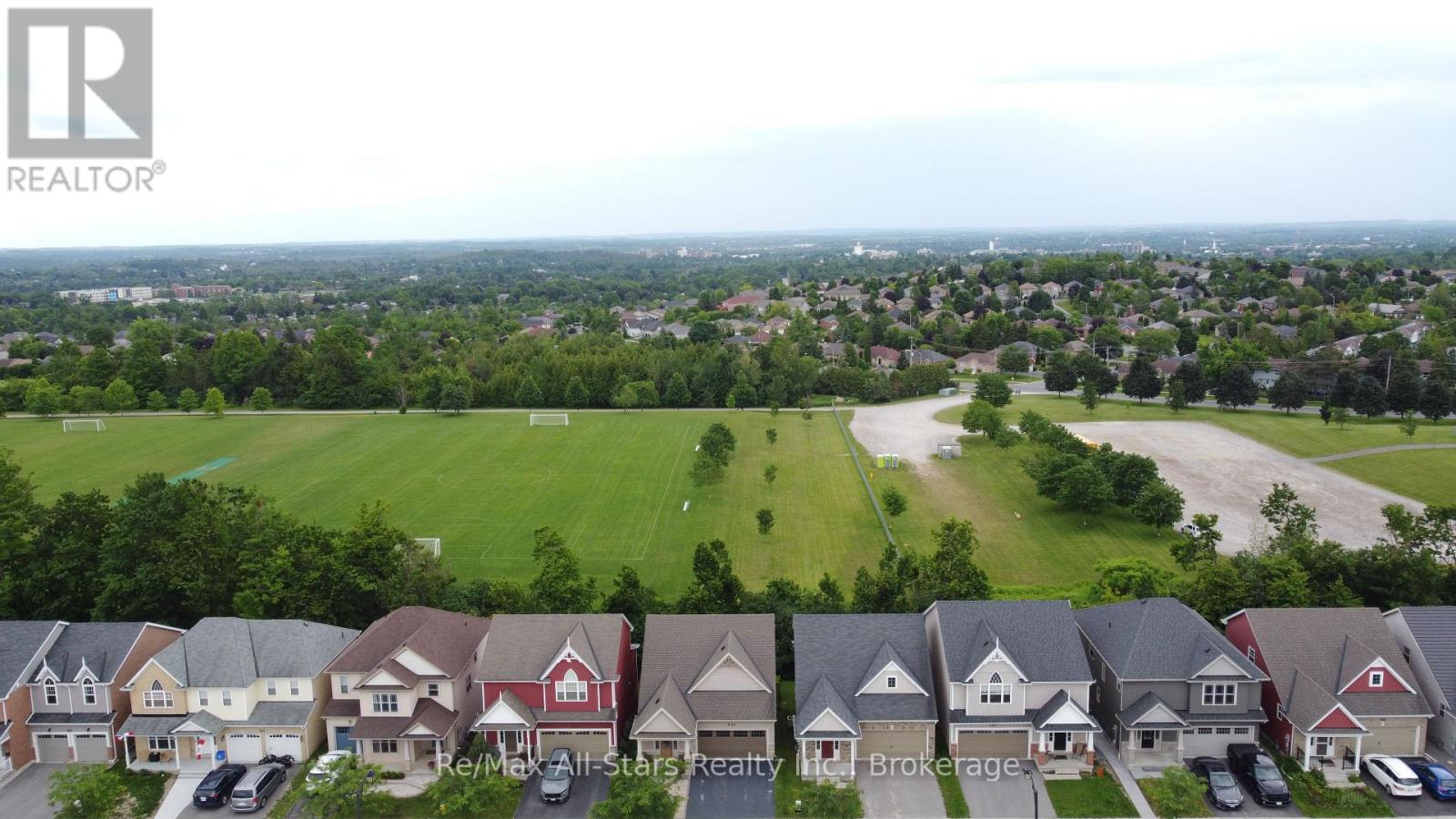 553 GRANGE WAY - 5