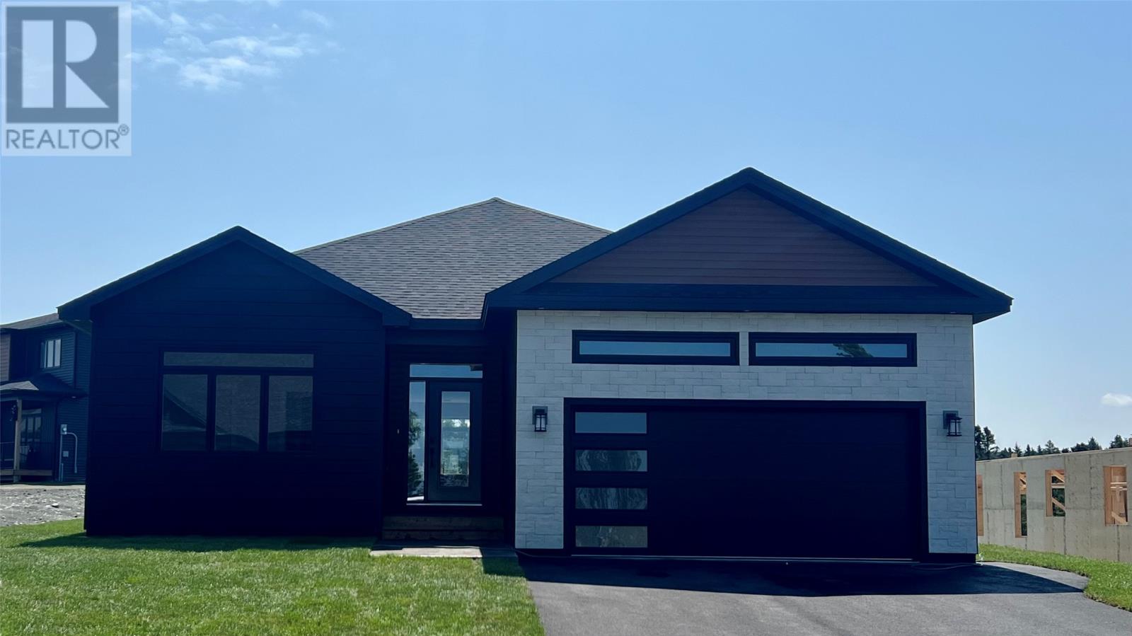 13 Reddley Place