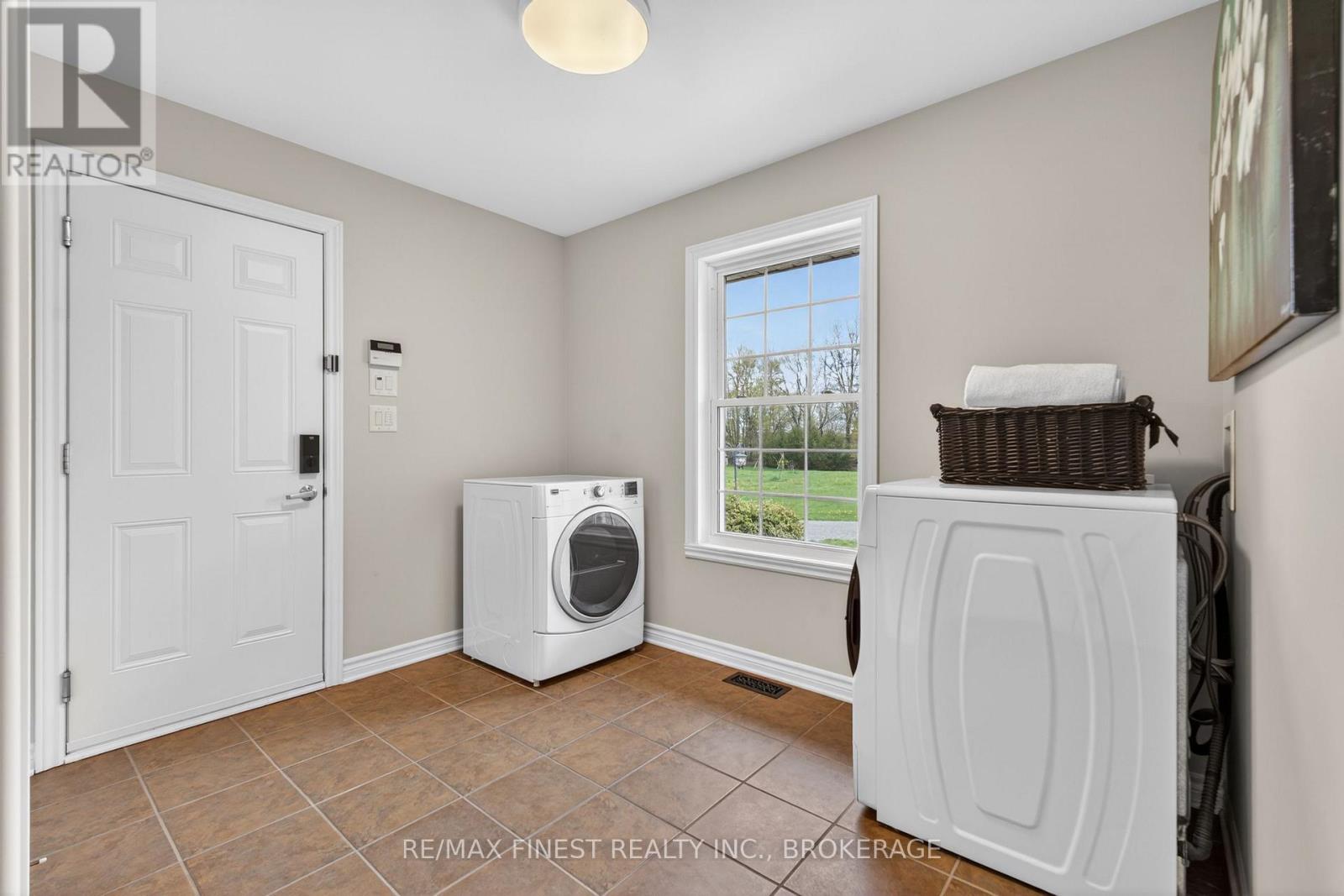 2548 SANDS ROAD - 21