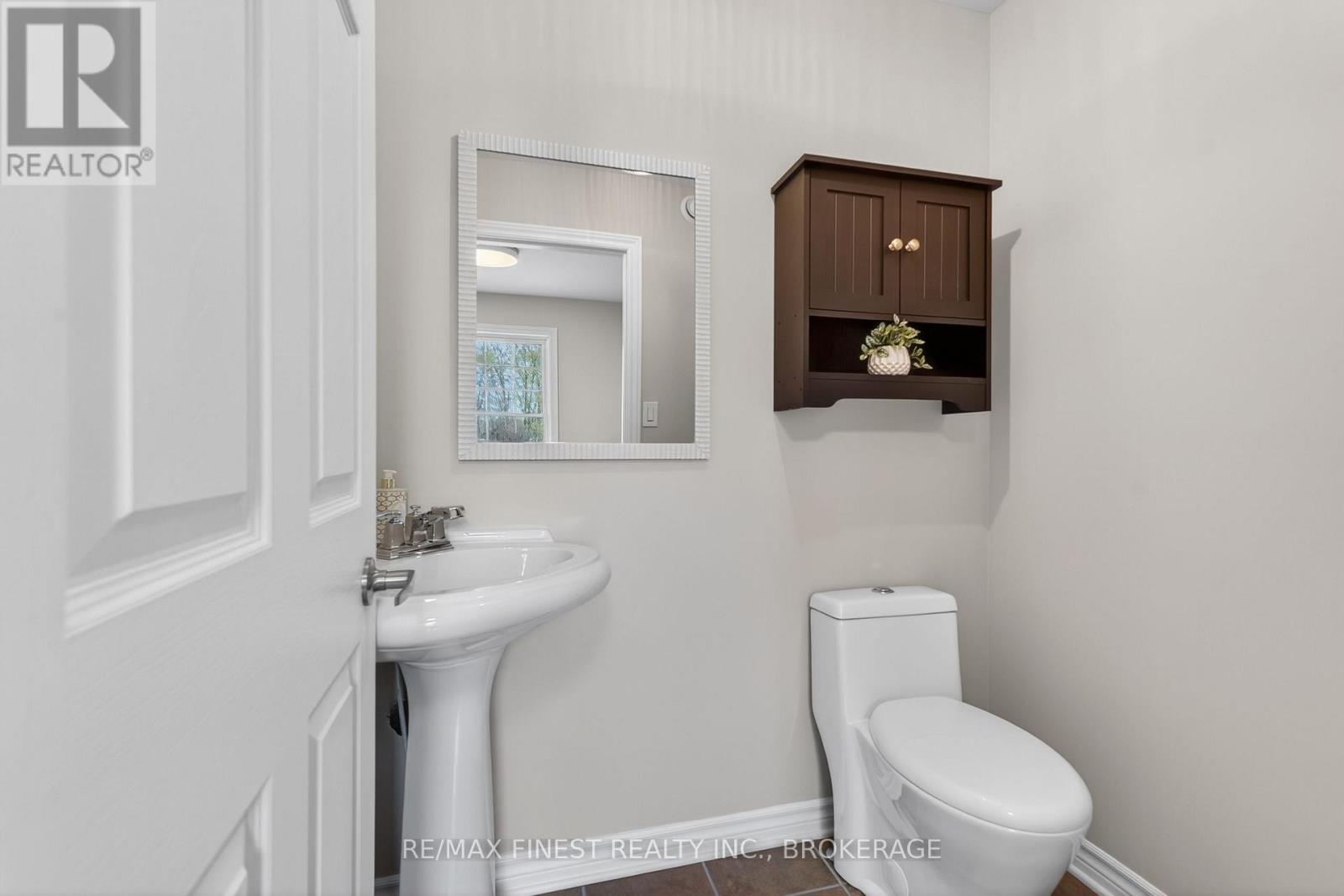 2548 SANDS ROAD - 22