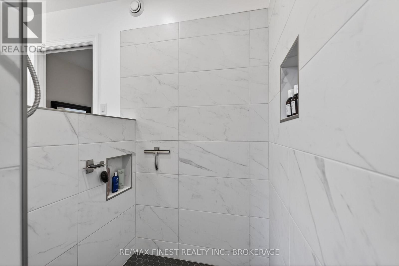 2548 SANDS ROAD - 28
