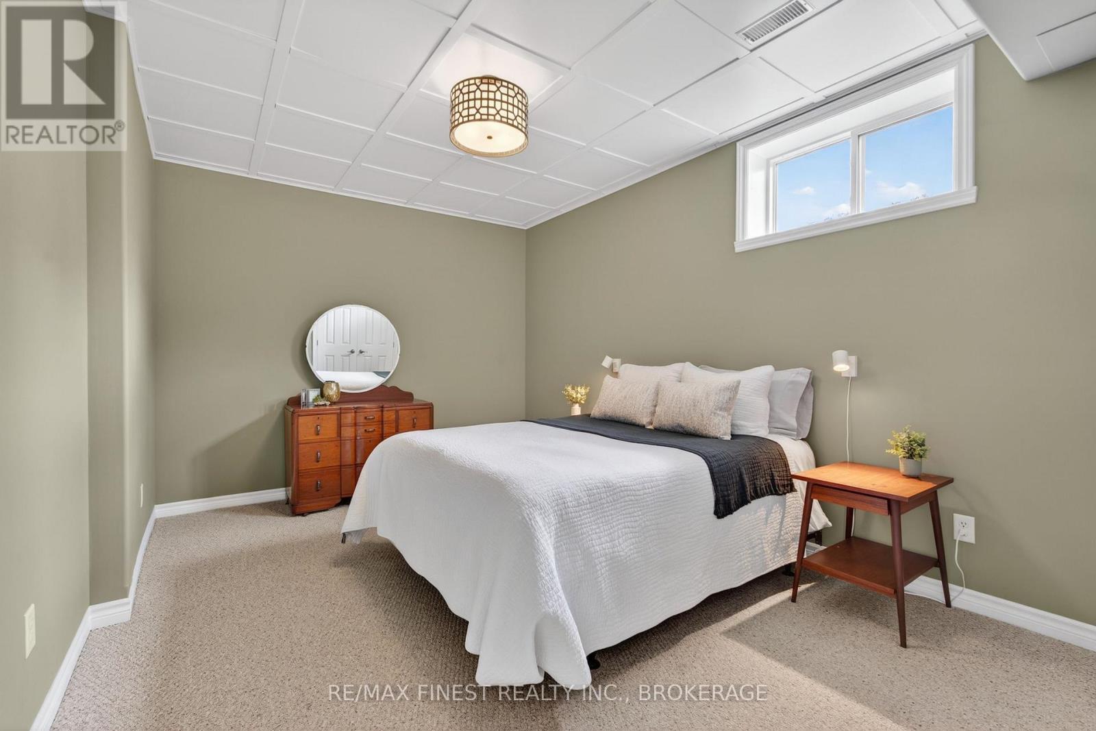 2548 SANDS ROAD - 33