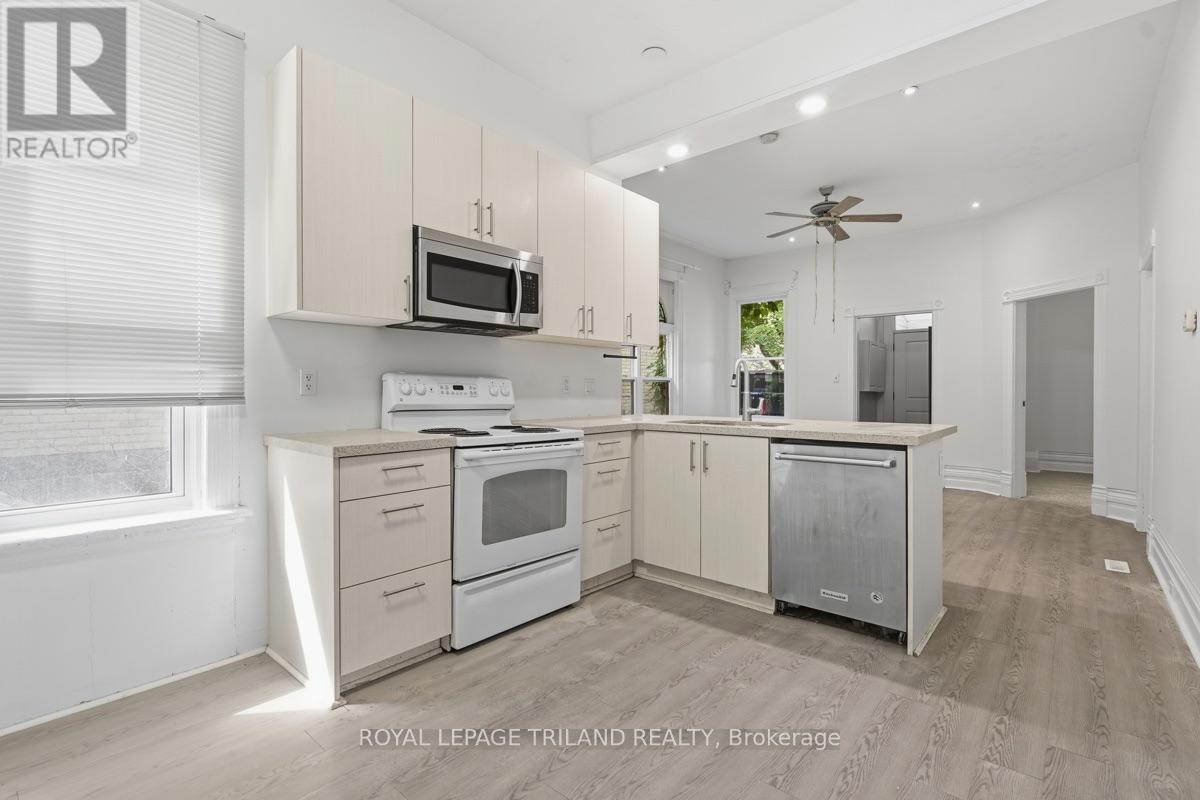 960 RICHMOND STREET - 9