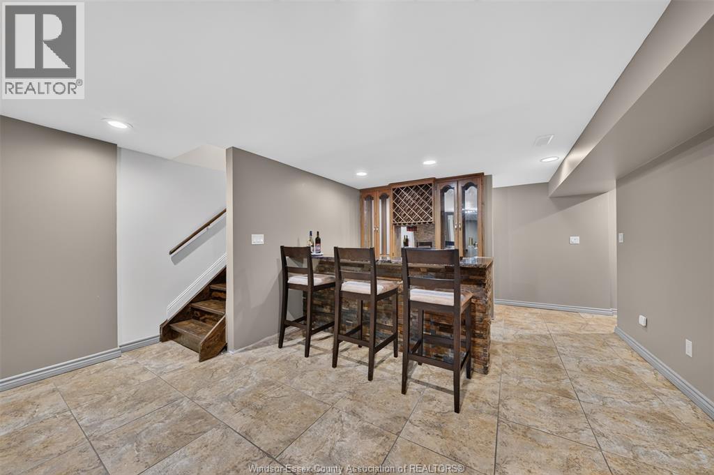 376 ELMSTEAD Ridge - 32