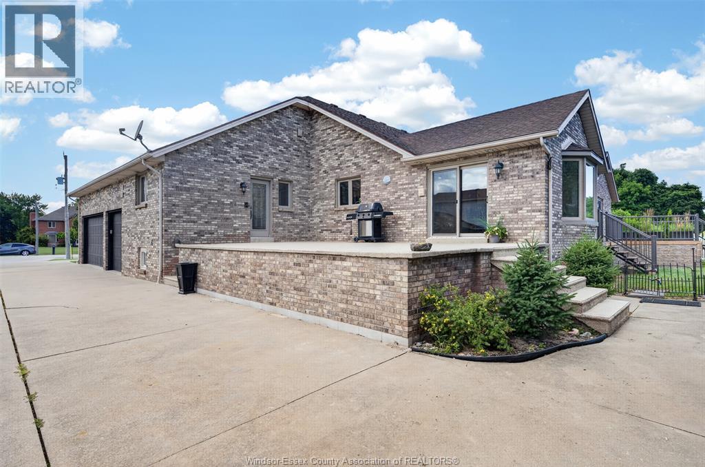 376 ELMSTEAD Ridge - 40