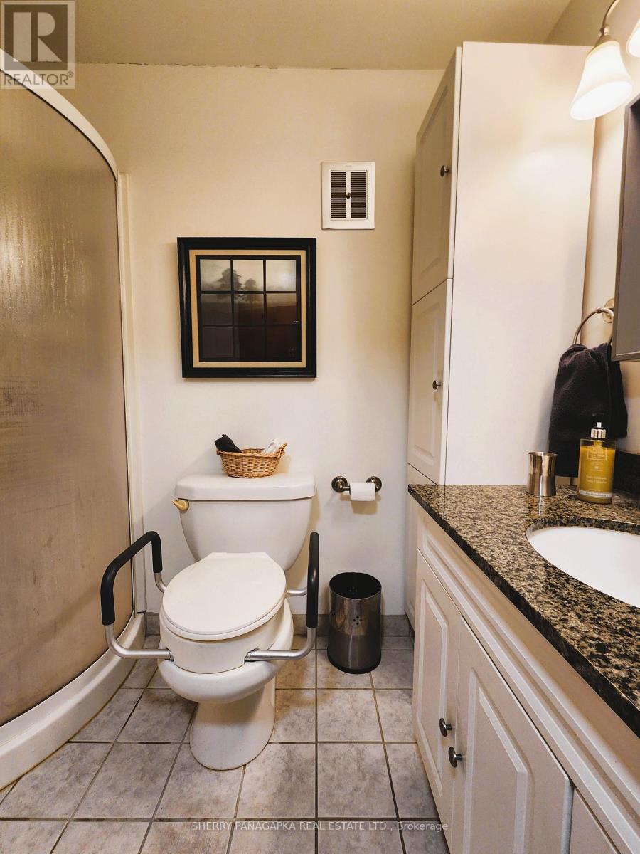 8 MCPHEE AVENUE - 12